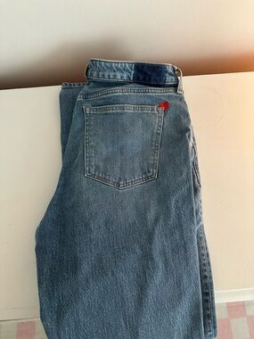 Abercrombie & Fitch Curve Love 90s Relaxed Jeans with Red Heart Stitch